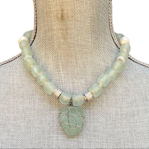VINTAGE Necklace Aqua Glass Beads and Silver CZ -Spacers with Wrapped Pendant - Picture 1 of 8